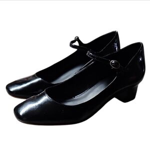 DÔEN | Black Patent Leather Mary Jane Heels in Size EU 35 / US 5
